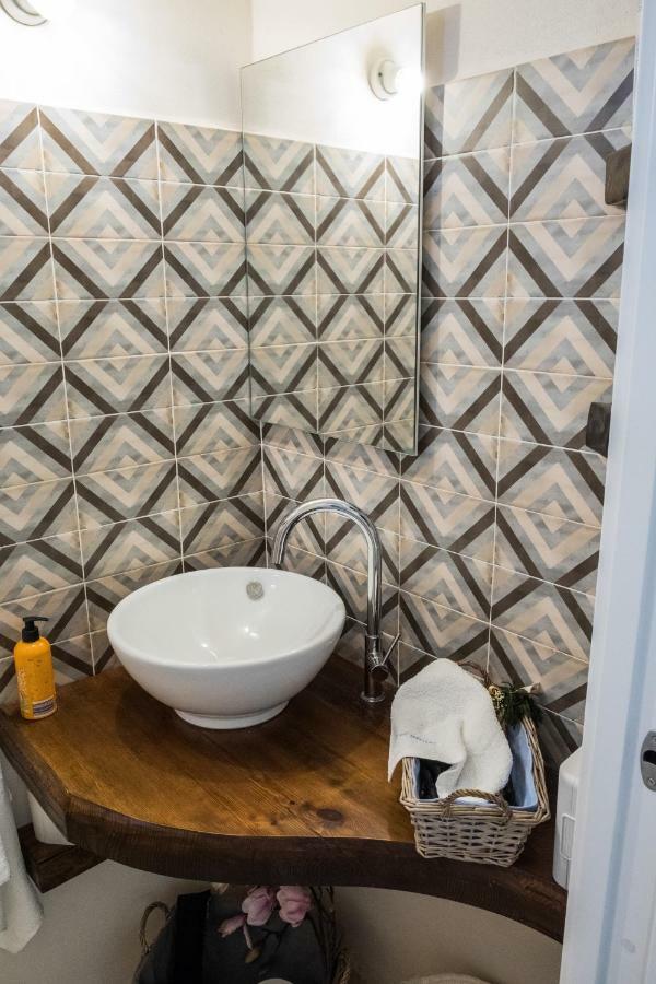 オストゥーニCasa Di Amiciアパートメント エクステリア 写真
